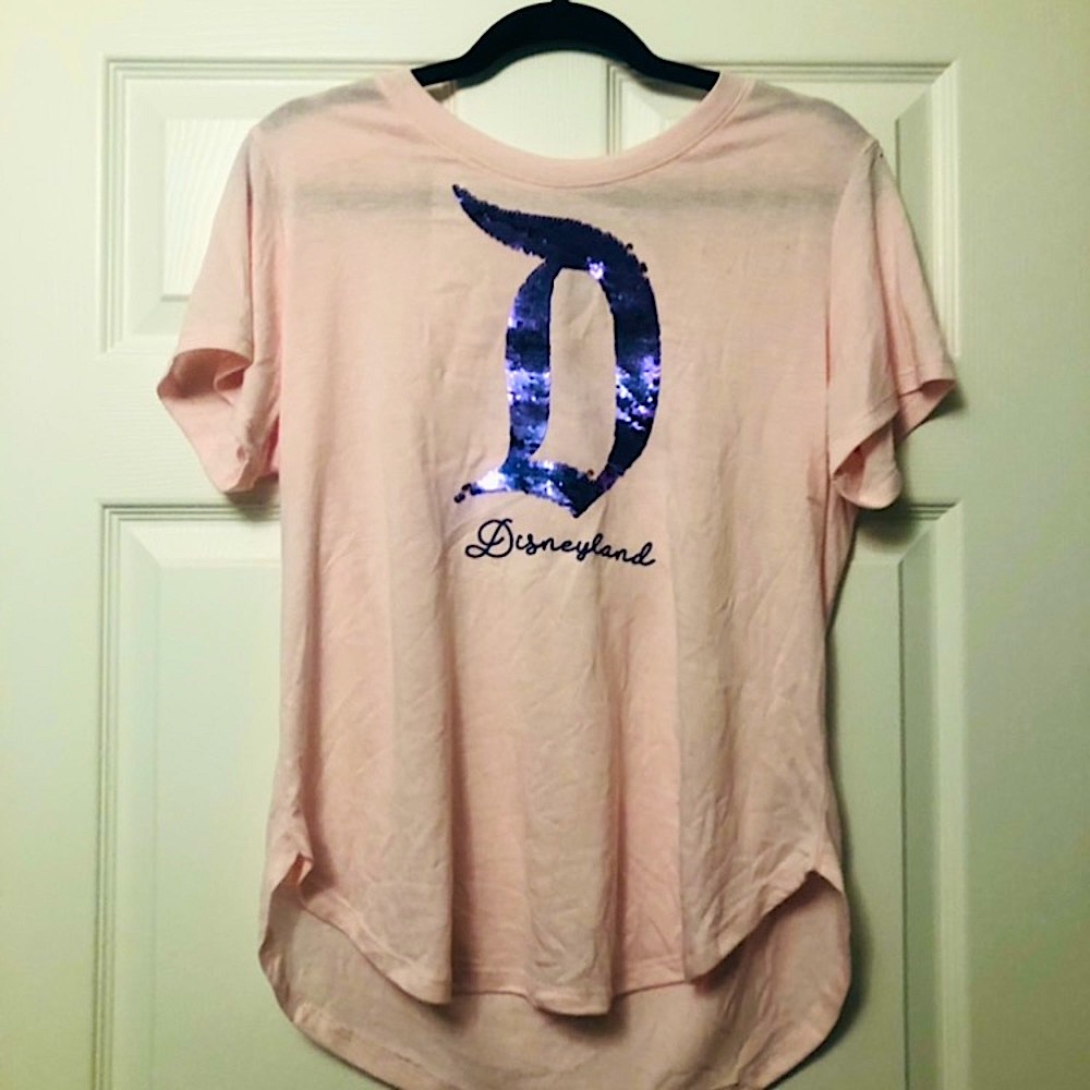 ๐ Pink Reversible Sequined Disneyland Shirt, Size L - Picture 1 of 4